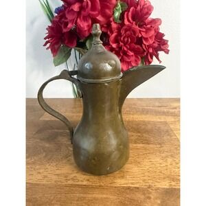 Vintage Brass Dallah Coffee Pot Arabic Middle Eastern Tea Pot Decorative Decor